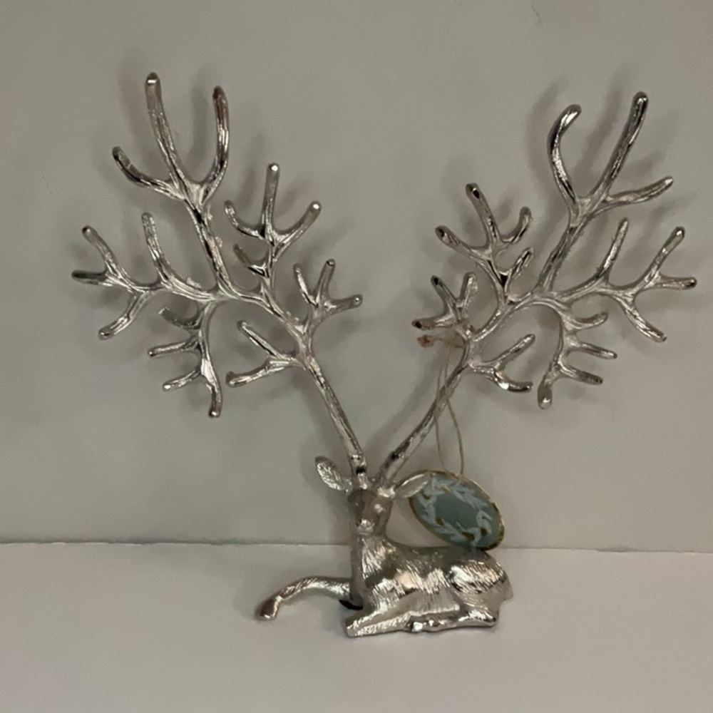 Tinsel & fir 12” Reindeer Silver Winter metal Decor Christmas NWT